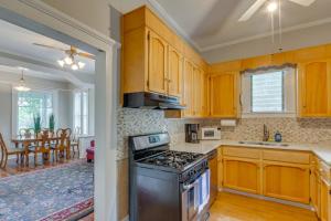 Less Than 2 Mi to Dtwn Pensacola Peaceful Home with Patio