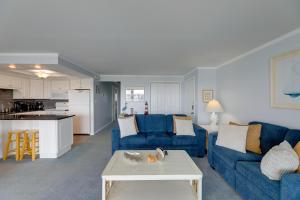 Family-Friendly Ocean City Condo Walk to Beach!