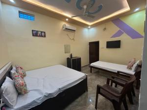 ATULYAM STAYs VRINDAVAN