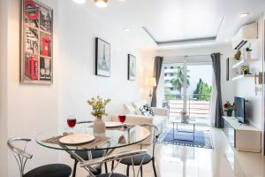 Patong612精装一卧公寓 电梯泳池健身房 步行夜市海滩