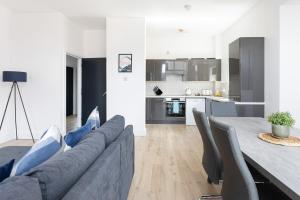 Top Floor, City Centre, Parking I Long Stay