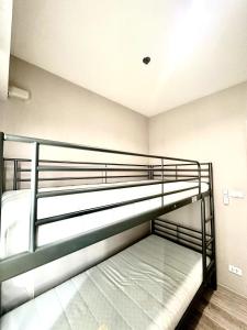 Best room for 4 pax 350m to Airport Rail Ramkhamhaeng Station