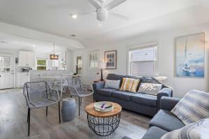 2-Bed Home by the Bay