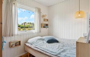 Beautiful Home In Faaborg With Kitchen