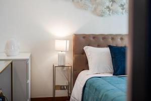 Sea View Home - Steps to Sea - AC - WiFi - Center