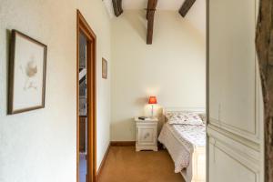 B&B / Chambres d'hotes Chambre Chambord - Piscine interieure - Jacuzzi : photos des chambres