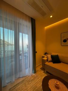 ZOA Seaview Apartment