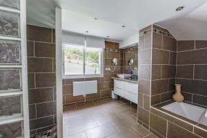 Villas Villa Djun Hossegor 4 etoiles, piscine, 12 personnes : photos des chambres