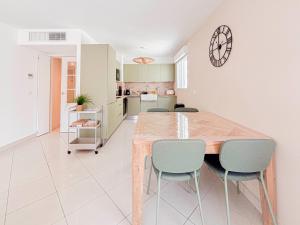 Espace détente en centre ville - Parking, AC, wifi