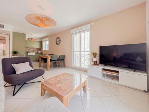 Appartements Espace detente en centre ville - Parking, AC, wifi : Appartement 2 Chambres
