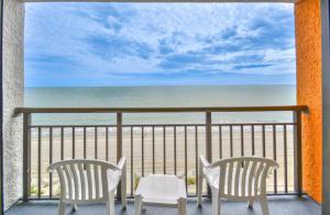 Bright & Airy 1 BR Oceanfront Condo! Landmark 844