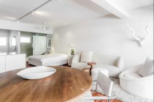 Luxurious flat on Beach Road Sea Point