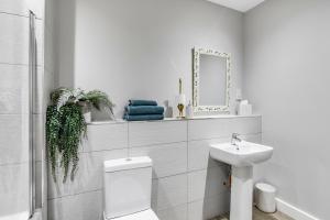 Central Castle House