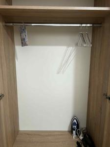 Nikos White Cave In Emporio