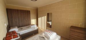 Traditional 3-Bed Apartment with Gozo Views in Xaghra