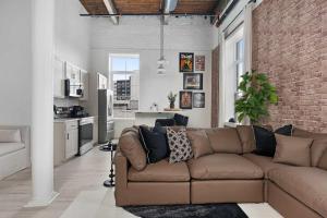 Legends Row by Maddox Hotel