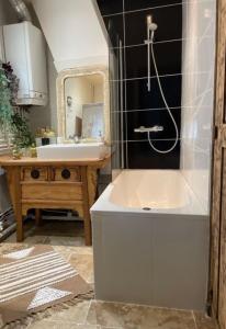 Appartements Cozy duplex with private garden : photos des chambres
