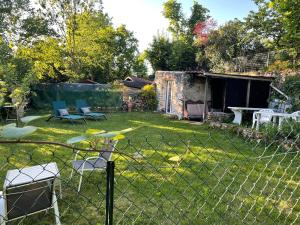 Cozy duplex with private garden