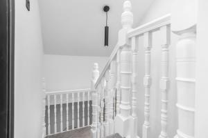 3 bedroom with parking by the station