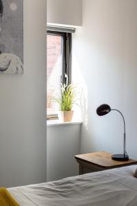 Modern Luxury Apartment, Sleeps 6 I Best Location I Long Stay