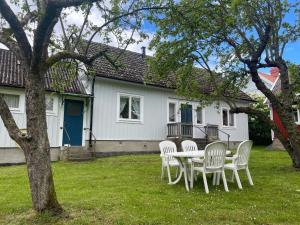 8 person holiday home in KÖPINGSVIK