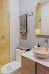 New 2Bdr unit step away from Caribbean beaches