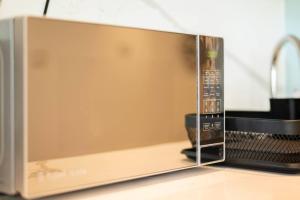 Studio w Queen Bed, Sea Views, Promenade, Fast Wifi