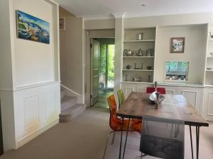 Holland Park Townhouse