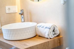 O da Sina- Los refugios del capitán AS DE GUÍA