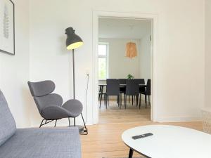 Spacious Apartment for 6