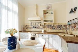 Tuscan Inspiration Apartments in Arcadia