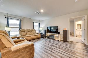 Golf, Game, Hike, Fish and Relax Mohave Valley Gem