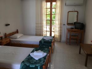 Pastras Studios - close to the beach
