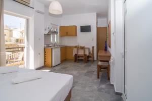 Studio with Sea View