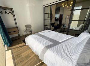 Mexico City Hipster Downtown Hideaway and Exclusive Amenities