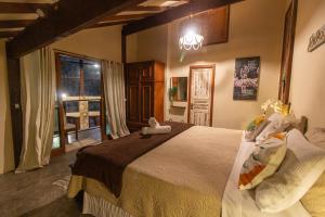 Lallybroch Suítes Paraty