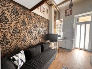 KING STUDIO - PROMO @king str.@heroes square