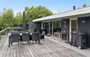 2 Bedroom Cozy Home In Ebeltoft