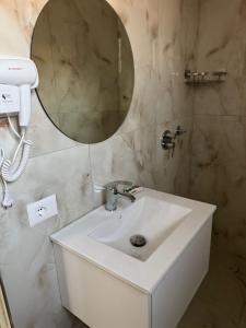 Meca 2025 Apartments