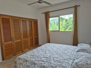 Punta Popy 3BR Duplex with Pool, Walk to Beach