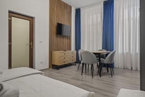 Interbelic Villa close to Old Town