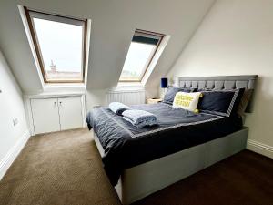 Stunning Modern, Private Apartment,15 Mins To Central London