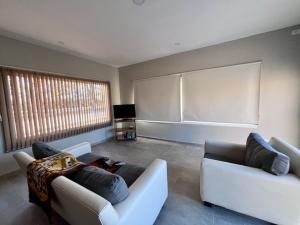 Pergolas Guest House 2