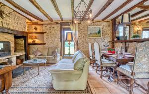 Charmante Maison Avec Piscine
