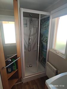 Campings CHEZ ISA - Mobil home 2 ch - vue direct sur mer : photos des chambres