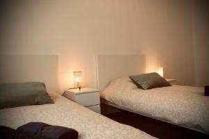 Appartements Chaleureux appartement avec parking gratuit : photos des chambres