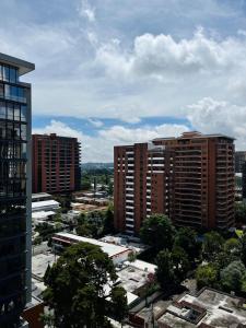 Comfy and Centric Apartment in Zone 10, Fontabella Square