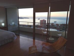 Vista de ensueño a la bahia de Valparaiso