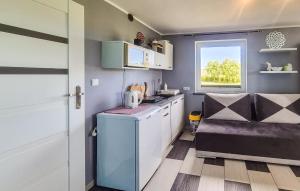 Awesome Apartment In Zastan With Wifi