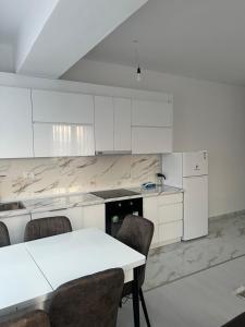 Stone Bazaar Apartments 2